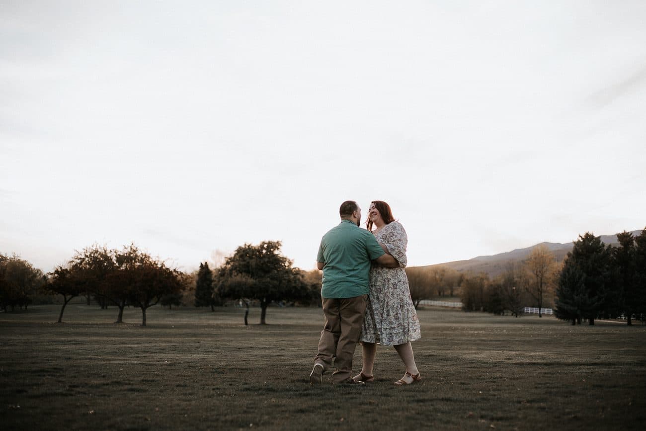 Robbie and Caitlin, engagement photo 9
